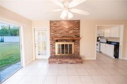 Picture of 536 Lakehurst Avenue Nw, Port Charlotte, FL 33952