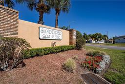 Picture of 1055 Canary Circle S, Lakeland, FL 33809
