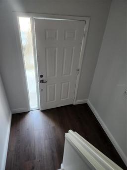 Picture of 500 New York Avenue Unit 21, Dunedin, FL 34698