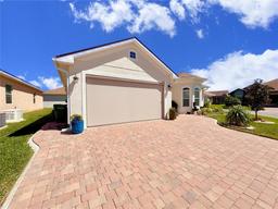 Picture of 1402 Colonial Court, Winter Haven, FL 33884