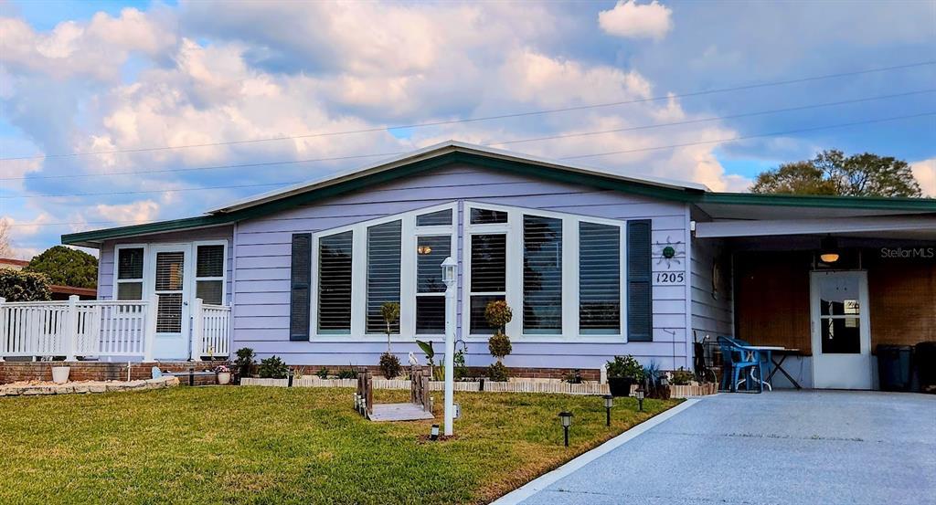 Picture of 1205 Dustin Drive, Lady Lake, FL 32159