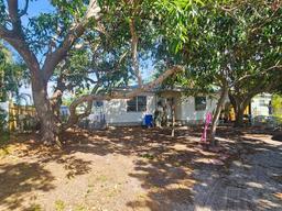 Picture of 714 Gray Street S, Gulfport, FL 33707
