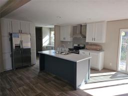 Picture of 17450 Tenth Avenue, Umatilla, FL 32784