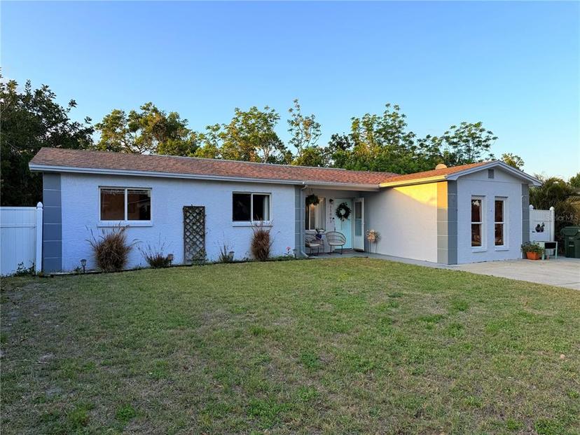 Picture of 11803 127Th Avenue, Largo FL 33778
