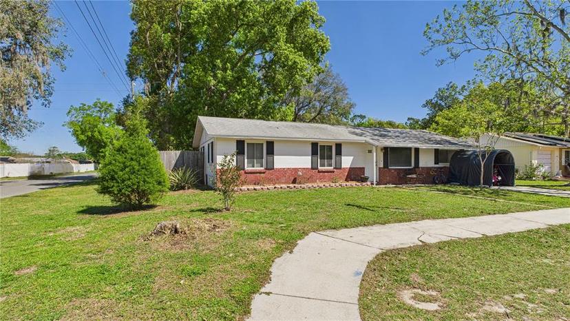 Picture of 39233 9Th Avenue, Zephyrhills FL 33542