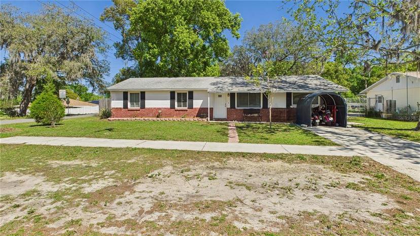 Picture of 39233 9Th Avenue, Zephyrhills FL 33542