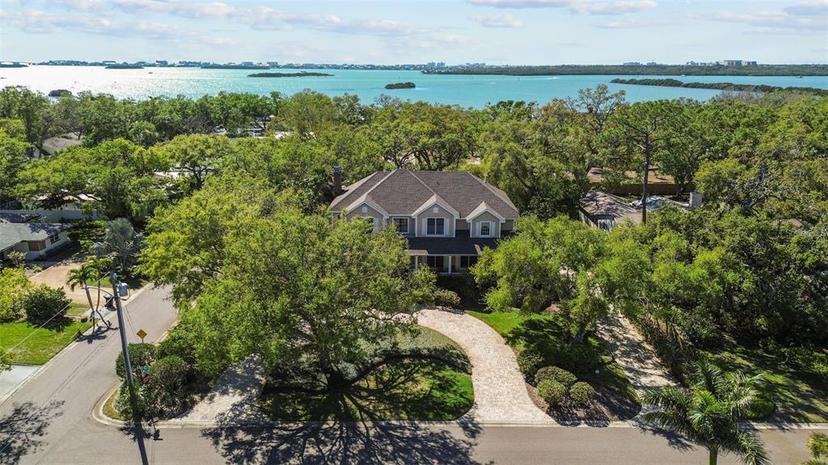 Picture of 3010 82Nd Way N, St Petersburg FL 33710