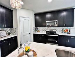 Picture of 12 E Murphy Street E, Davenport, FL 33837