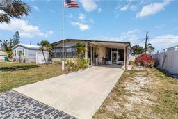 Picture of 2909 Holly Avenue, Englewood, FL 34224