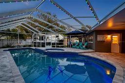 Picture of 865 48Th Avenue N, St Petersburg, FL 33703