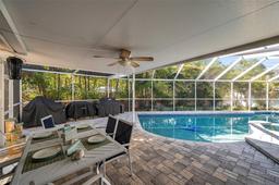 Picture of 865 48Th Avenue N, St Petersburg, FL 33703