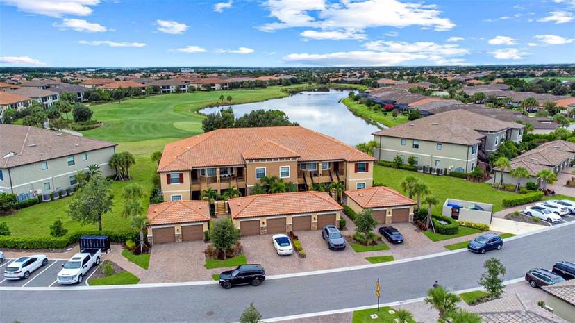 Picture of 13823 Messina Loop Unit 204, Bradenton FL 34211
