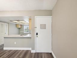Picture of 106 Meadow Lane Unit 106, Oldsmar, FL 34677