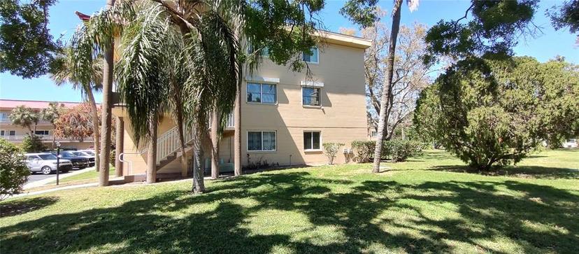 Picture of 2402 Ecuadorian Way Unit 20, Clearwater FL 33763