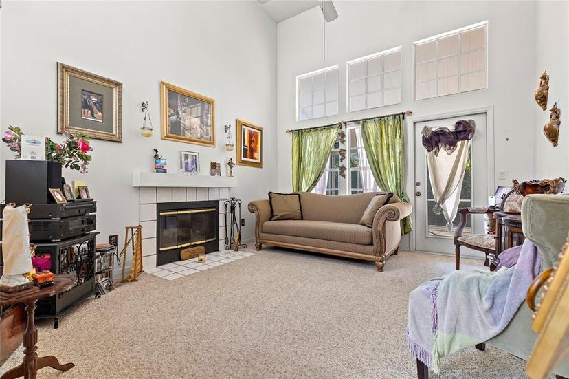 Picture of 5167 Sterling Manor Drive, Tampa FL 33647