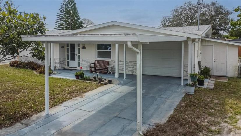 Picture of 4950 Lemonwood Loop, Holiday FL 34690