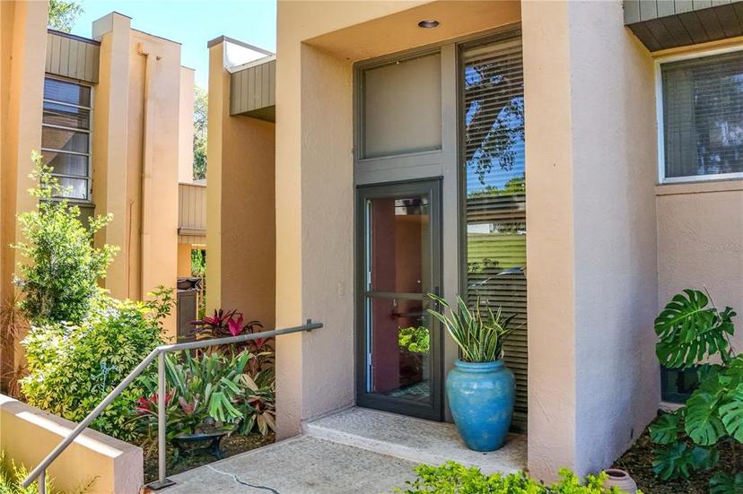Picture of 601 W Old Us Highway 441 Unit 9B, Mount Dora FL 32757