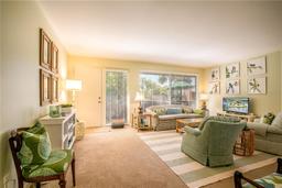 Picture of 601 W Old Us Highway 441 Unit 9B, Mount Dora, FL 32757