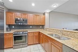 Picture of 628 Cleveland Street Unit 1208, Clearwater, FL 33755
