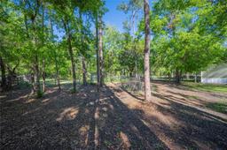 Picture of 1412 Creekwood Run, Lakeland, FL 33809