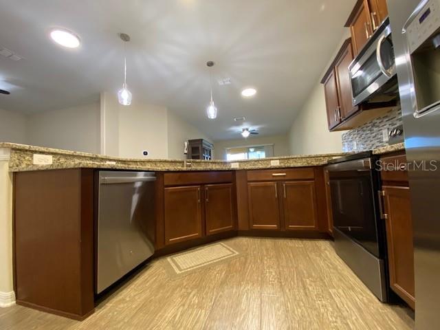 Picture of 1706 Trailwater Street, Ruskin FL 33570