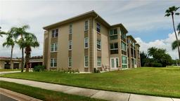 Picture of 10215 Regal Drive Unit 19, Largo, FL 33774