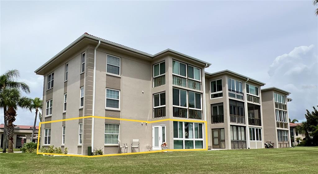 Picture of 10215 Regal Drive Unit 19, Largo, FL 33774