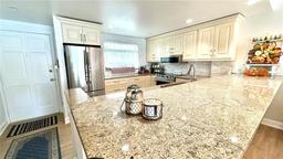 Picture of 10215 Regal Drive Unit 19, Largo, FL 33774