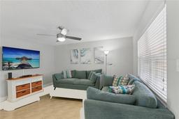 Picture of 17035 Gulf Boulevard Unit 202, North Redington Beach, FL 33708