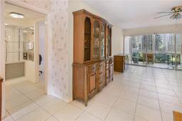 Picture of 19029 Us Highway 19 N Unit 2-12, Clearwater, FL 33764