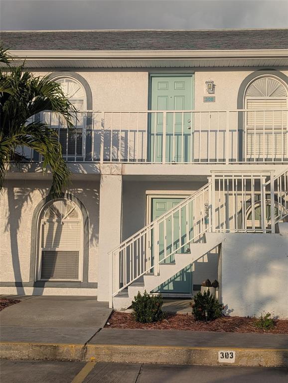 Picture of 308 Stephen Drive Unit 8, Lake Placid FL 33852