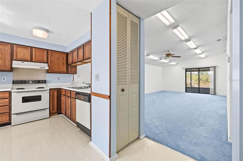 Picture of 770 Arthurs Court, Tarpon Springs FL 34689