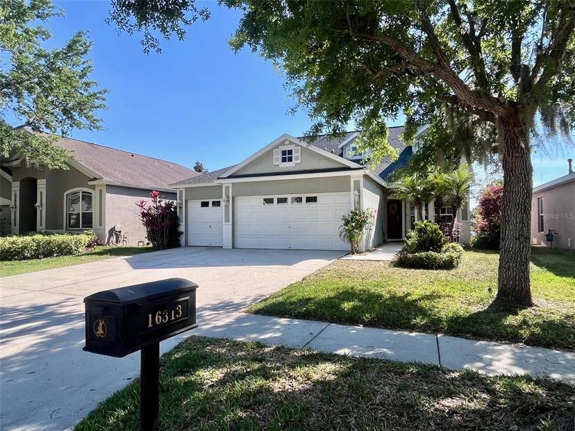 Picture of 16313 Bridgecrossing Drive, Lithia FL 33547
