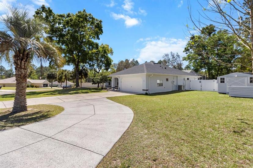 Picture of 9976 N Chelic Drive, Citrus Springs FL 34434