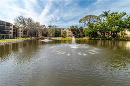 Picture of 305 30Th Ave W Unit A104, Bradenton, FL 34205
