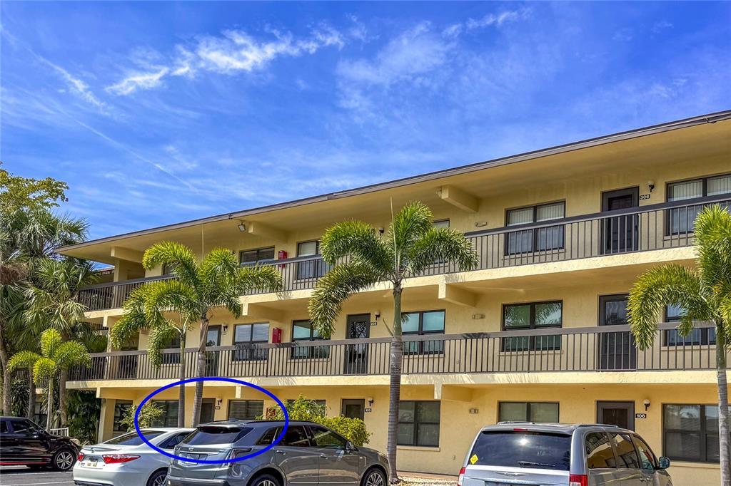 Picture of 305 30Th Ave W Unit A104, Bradenton, FL 34205