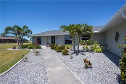 Picture of 62 Oakland Hills Place, Rotonda West, FL 33947
