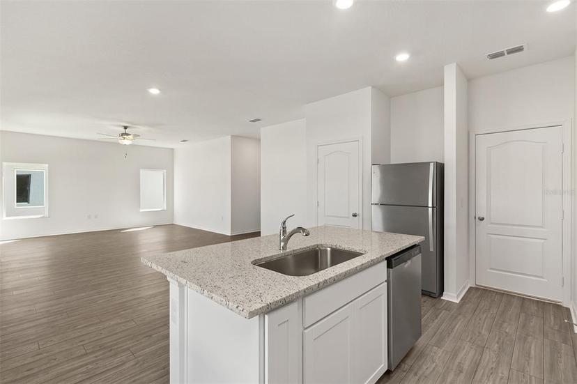 Picture of 1799 White Elephant Loop, Winter Haven FL 33884