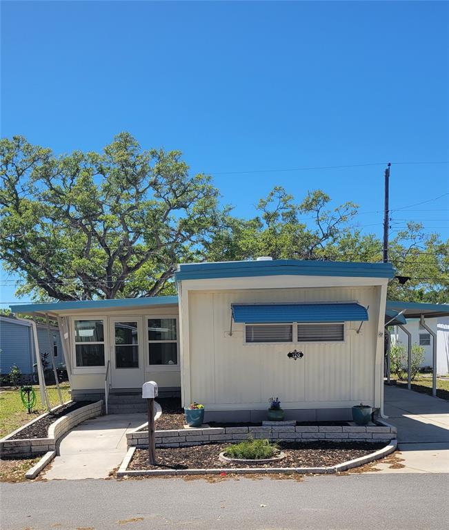 Picture of 585 Sky Harbor Drive Unit 120, Clearwater, FL 33759