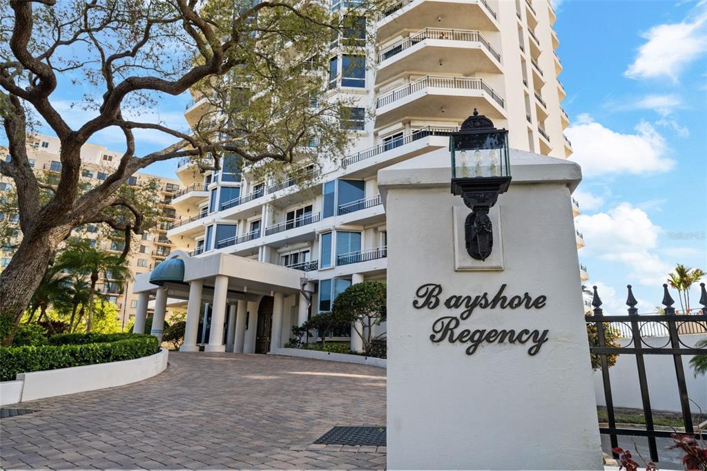 Picture of 3435 Bayshore Boulevard Unit 1401S, Tampa, FL 33629