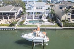 Picture of 2829 Seabreeze Drive S, Gulfport, FL 33707