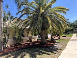 Picture of 1818 Edgewater Drive, Boynton Beach, FL 33436