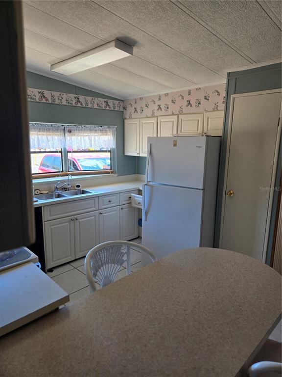 Picture of 6162 Redwing Avenue, Englewood FL 34224