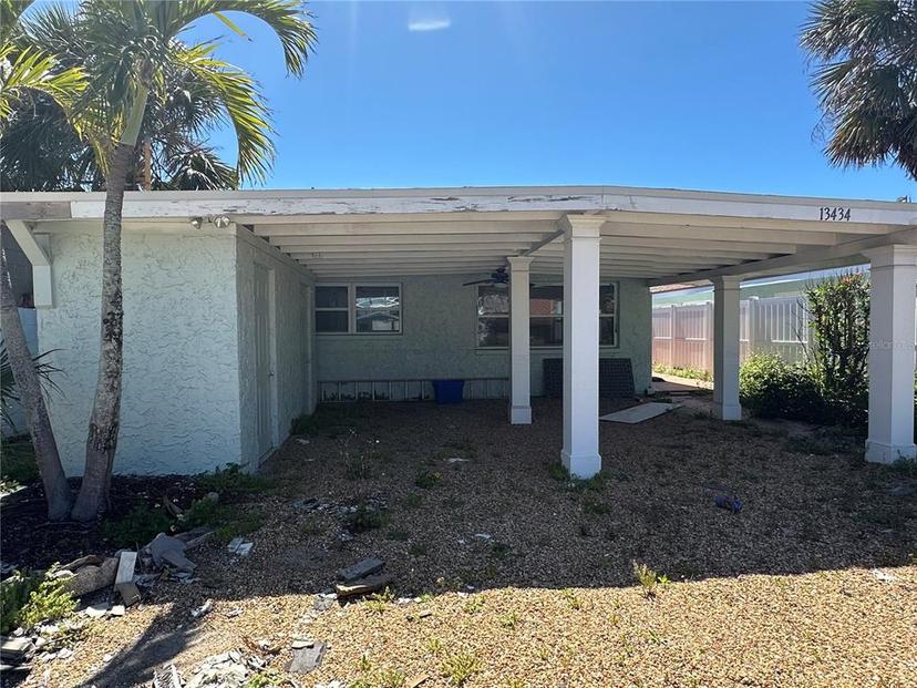 Picture of 13434 1St St E, Madeira Beach FL 33708