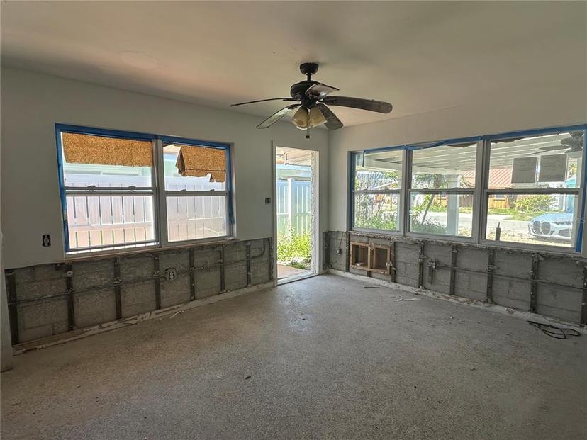 Picture of 13434 1St St E, Madeira Beach FL 33708