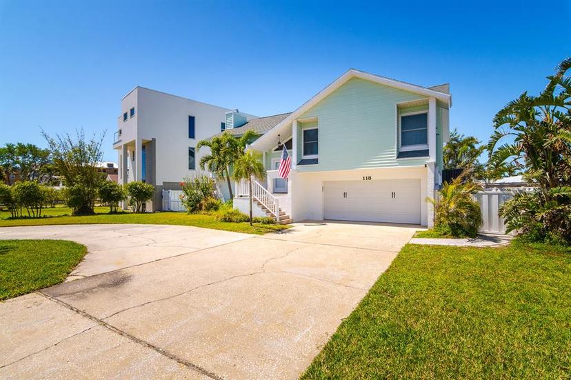 Picture of 118 Wall Street, Redington Shores FL 33708
