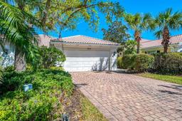 Picture of 5816 Helicon Place, Sarasota, FL 34238
