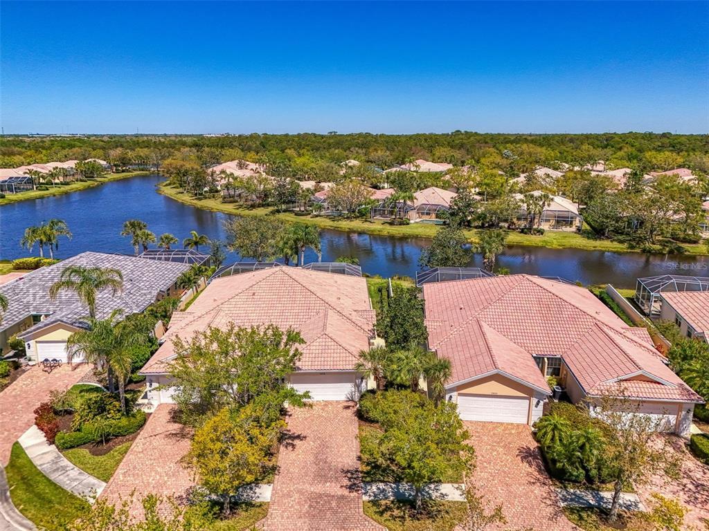 Picture of 5816 Helicon Place, Sarasota, FL 34238