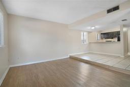 Picture of 1428 K Oak Place, Apopka, FL 32712