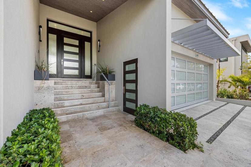 Picture of 600 De Narvaez Drive, Longboat Key FL 34228